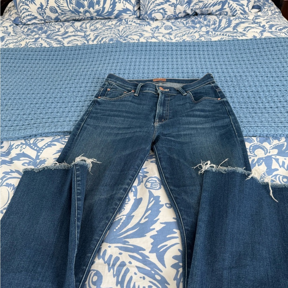 MOTHER Women's Dark Wash Ankle Cropped Jeans - Indigo - Picture 2 of 14
